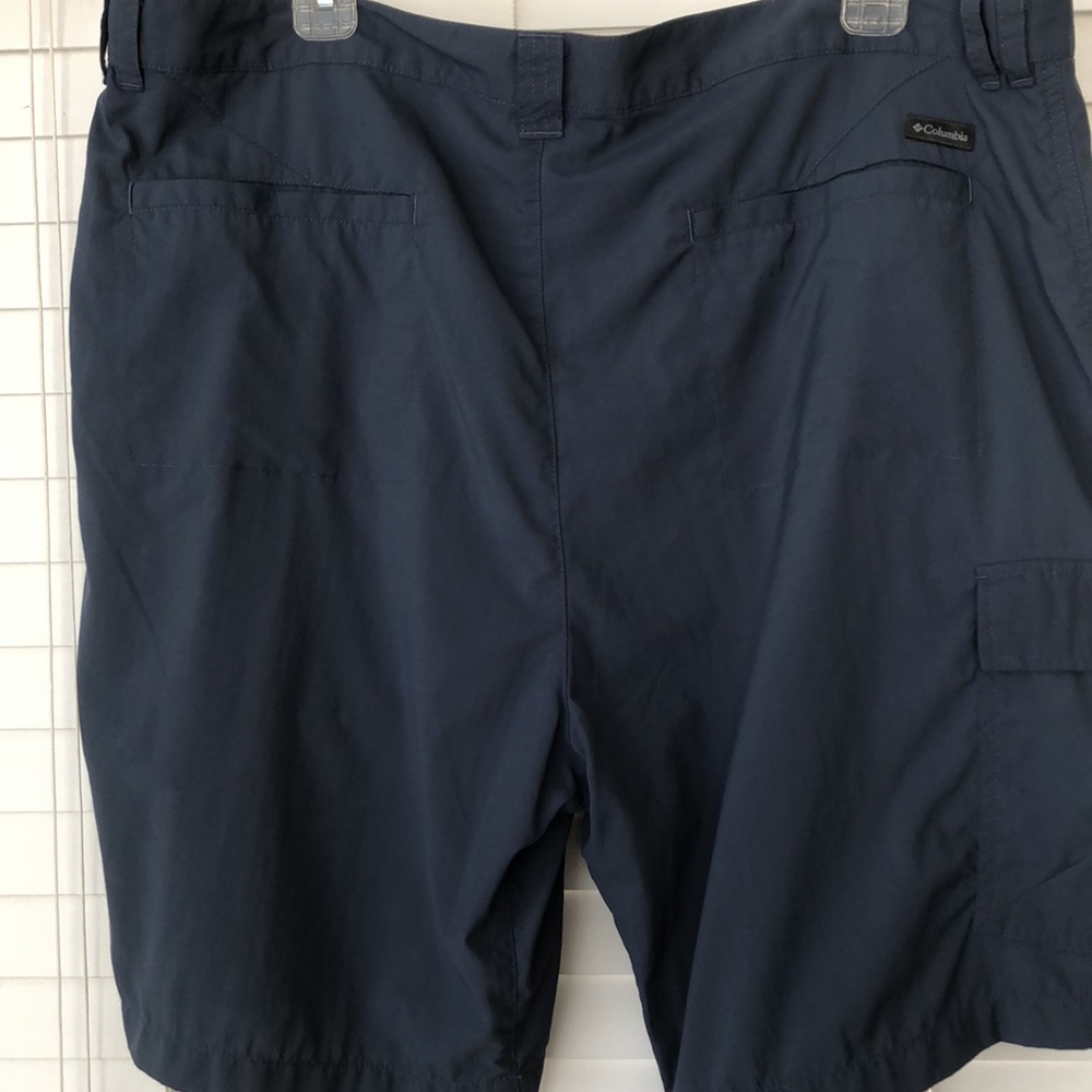 Columbia Men’s Shorts Omni Shade Cargo style SZ 40 Athletic - Picture 5 of 8